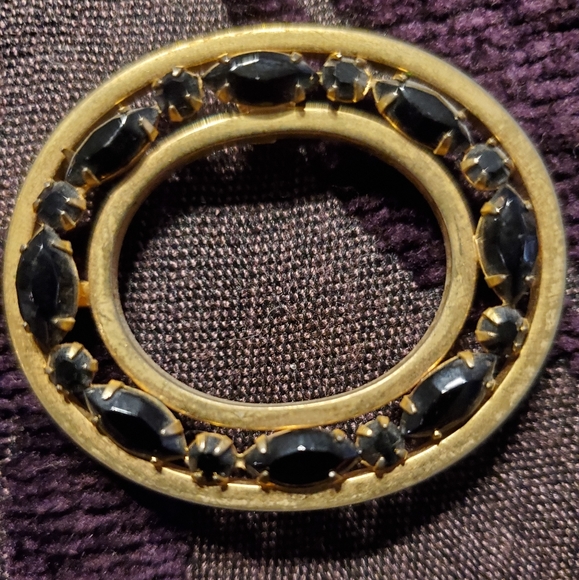 Art Deco 1920's Black Onyx and Gold Metal Pin - Picture 2 of 3